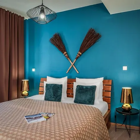 7 Tales Apartments By Adrez * Prag