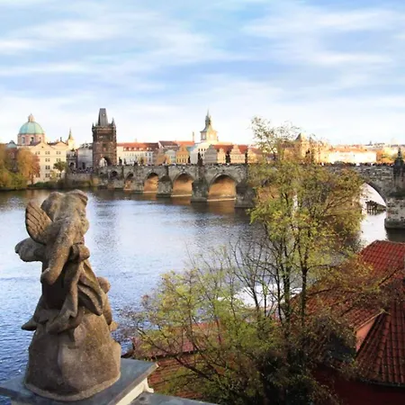 Lejlighed Charles Bridge