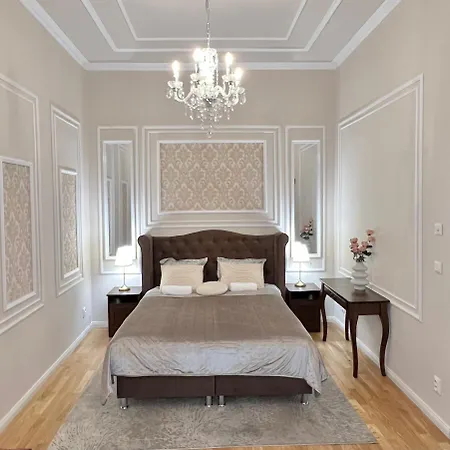 Angeloroma Deluxe Apartmán