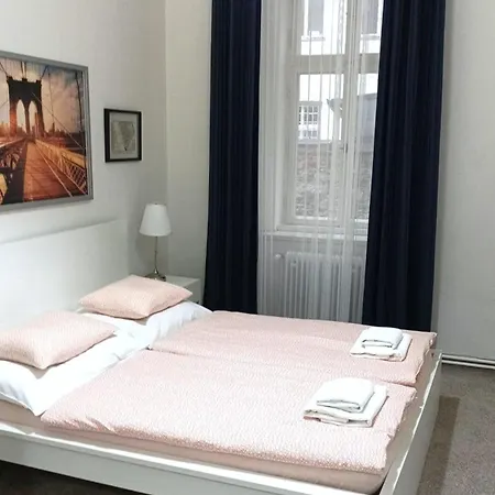 Wenceslas Aparthotel