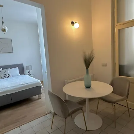 Apartment Utulny V Centru Prahy *