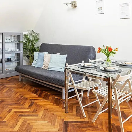 Apartment Modern Attic With Terrace - Machova *