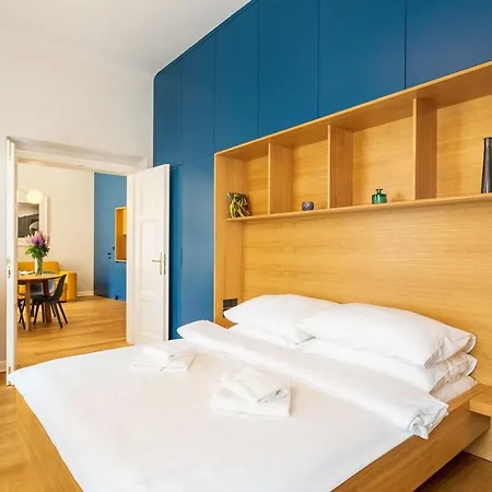 Quiet Center In Hip & Foodie Area Apartment Prague