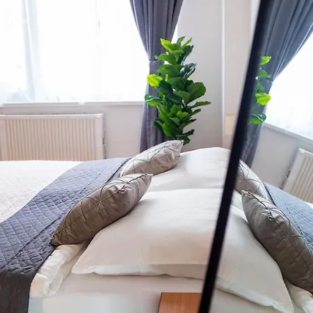 Apartment L'mai Riverside