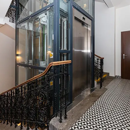 Apartment Lux *