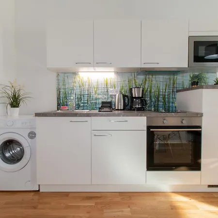 Washingtonova Cr Apartment Prague