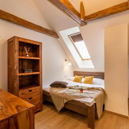 Old Town Square 4*
