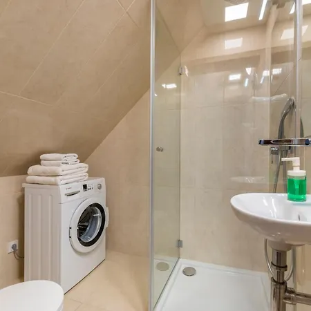 Old Town Square Aparthotel 4*