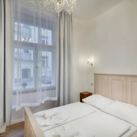 Old Town Square Aparthotel Prague
