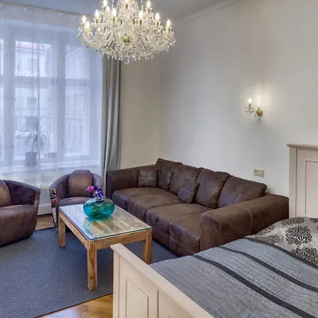 Aparthotel Old Town Square 4*