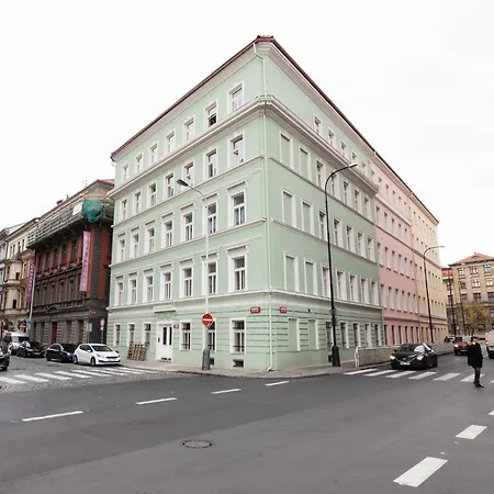 Apartment Florenc New Town *