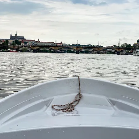 Botel Houseboat Franklin - Houseboats Benjamin & Franklin Prague