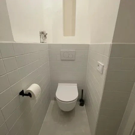 Urban Retreat I Modern Boho In Lovely Letna District - 10 Minutes From Old Town Prague