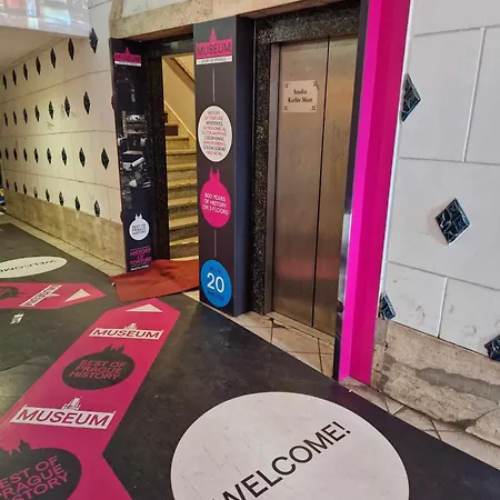 Studio Karluv Most Prague
