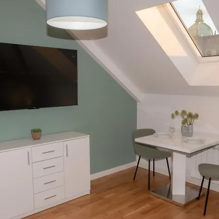 Apartment Washingtonova Cr