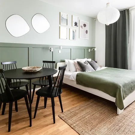 Turnkey I National Museum Apartment *