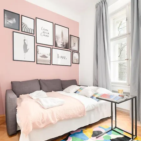 Next To Wenceslas Square By Days Apartment Prague