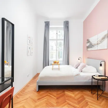 Apartment Next To Wenceslas Square By Days Prague