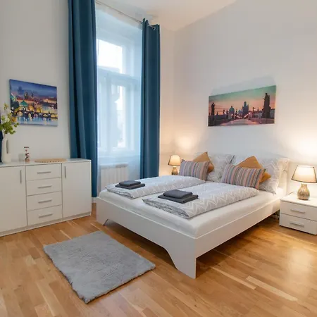 Washingtonova Cr Prague