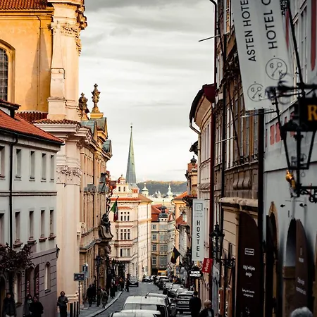 Golden Key Castle Prag