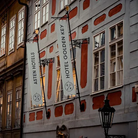 Golden Key Castle Hotel Prag