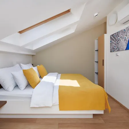 Nest By Adrez Apartament