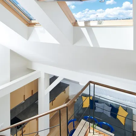 Nest By Adrez Apartament