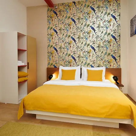 Nest By Adrez Apartament *