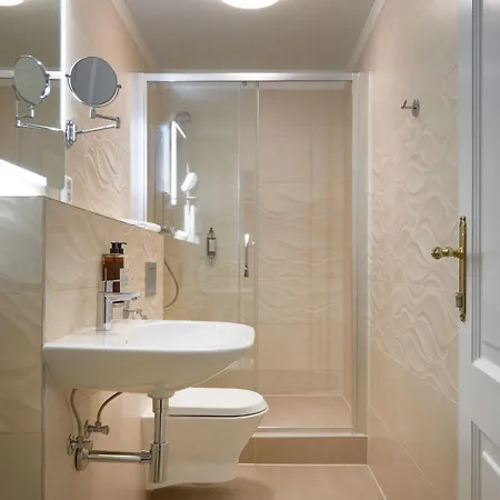 Nest By Adrez Apartament