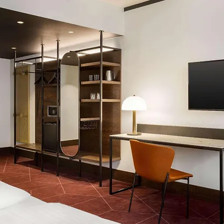 Vienna House By Wyndham Diplomat Hotell 4*