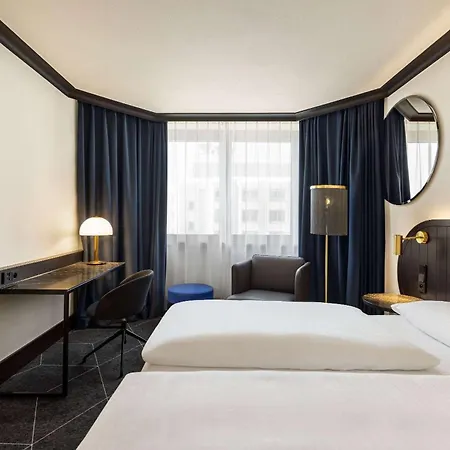 Vienna House By Wyndham Diplomat 4*