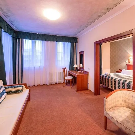 Grand Relax & Wellness & Beer & Thermal In Meteor Plaza - Since 1307 Hotel 4*
