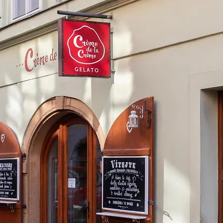6 Continents By Adrez Apartamento Praga