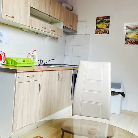 Apartment 3 In 1 Location *