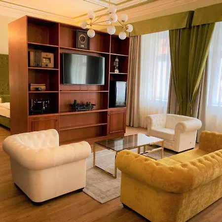 Szálloda Garden Court 4*
