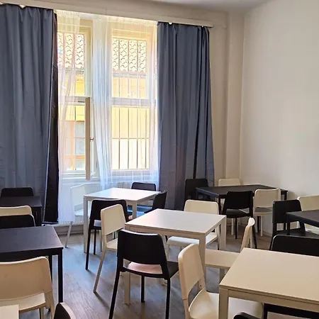 A - Centrum Albergue *