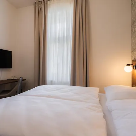 Hotel Ea Victoria 4*