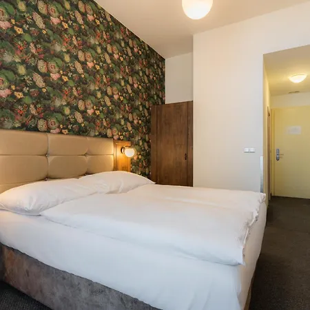 Ea Victoria Hotel