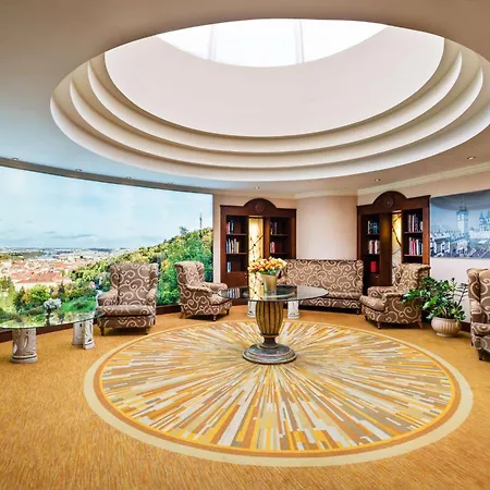 מלון Lindner Castle, Part Of Jdv By Hyatt 4*