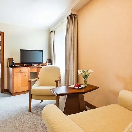 מלון Lindner Castle, Part Of Jdv By Hyatt 4*