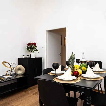 Grand Luxury Gold Apartment *