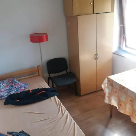 Hostel Rokytka Hostel Bechovice *