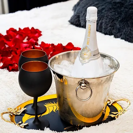 Grand Luxury Gold * Prague