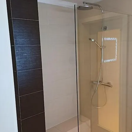Apartamento Spacious Modern 3 Bedroom Aparment *