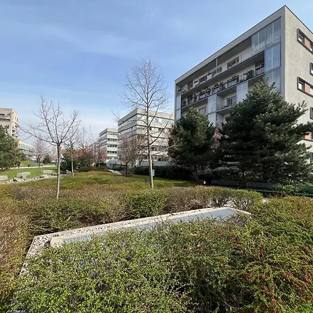 Terrace Aircondition Downtown Metro C Budejovicka Accommodatie bij particulieren