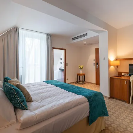 Hotel Silenzio