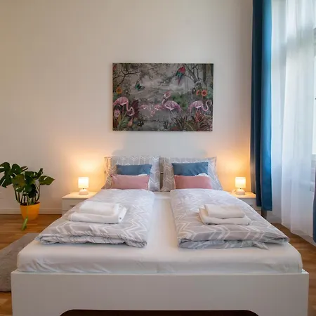 Washingtonova Cr Apartment Prague