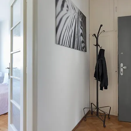 La Terrasse Center Apartment