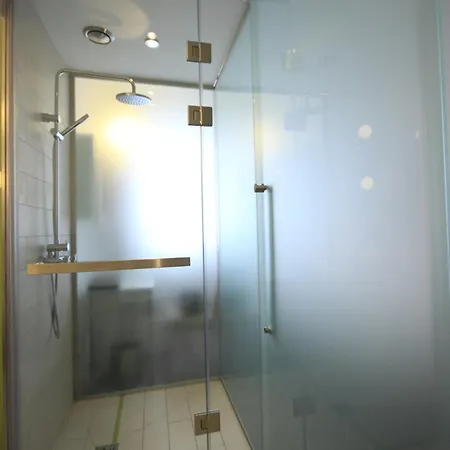 Hotel Pure White Prague