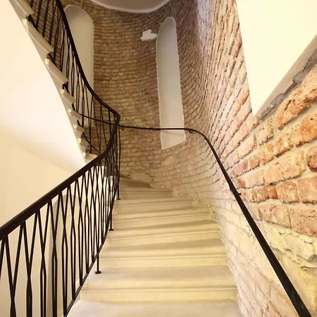 Hotel Pure White Prague